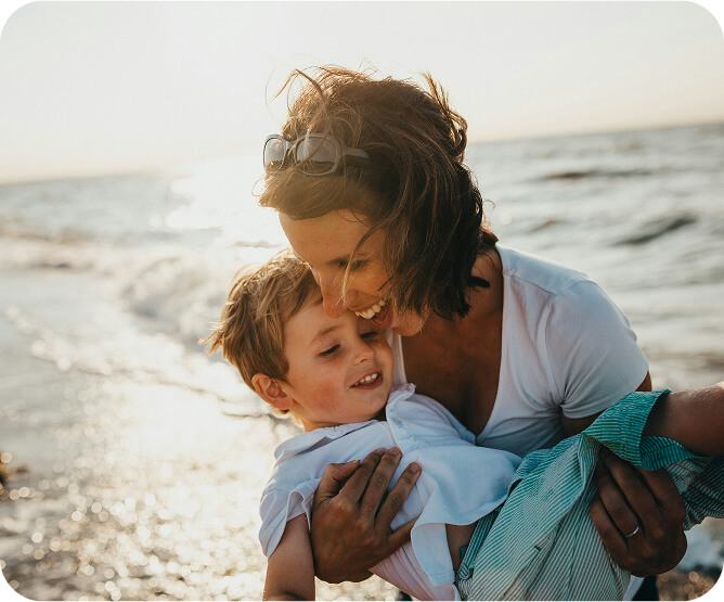 madre e hijo